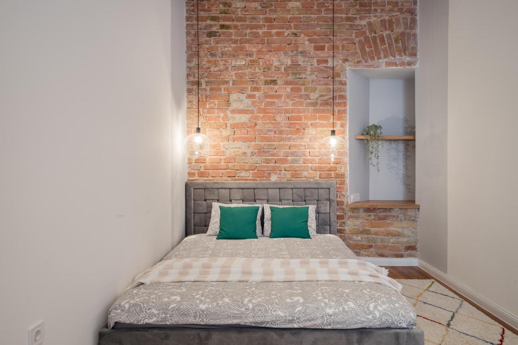 Aradi Chic Apartment บูดาเปสต์ ภายนอก รูปภาพ